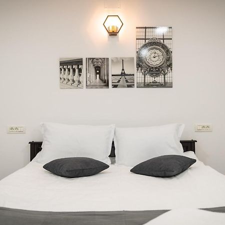 Old Town Suites Брашов Экстерьер фото